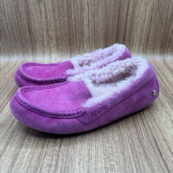 UGG Ansley Women’s Purple/Pink Slip On Loafers Slippers Moccasins Size 9 READ - Picture 3 of 9
